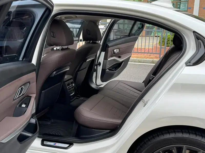 2021 BMW 3 Series 330Li xDrive M Sport Shadow Edition — миниатюра 23