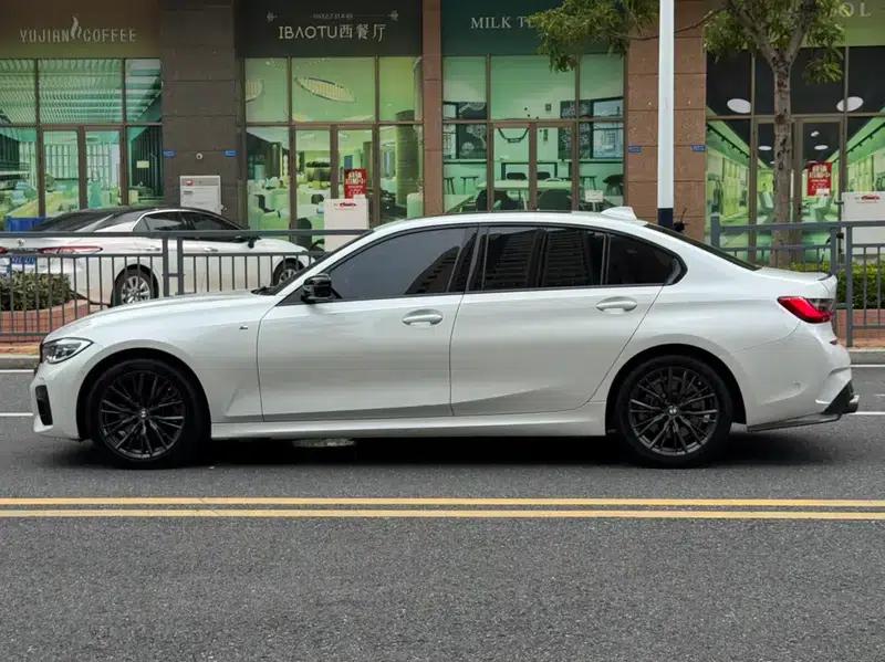 2021 BMW 3 Series 330Li xDrive M Sport Shadow Edition — миниатюра 4