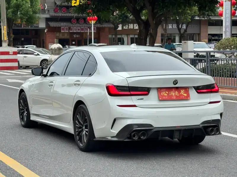 2021 BMW 3 Series 330Li xDrive M Sport Shadow Edition — миниатюра 5