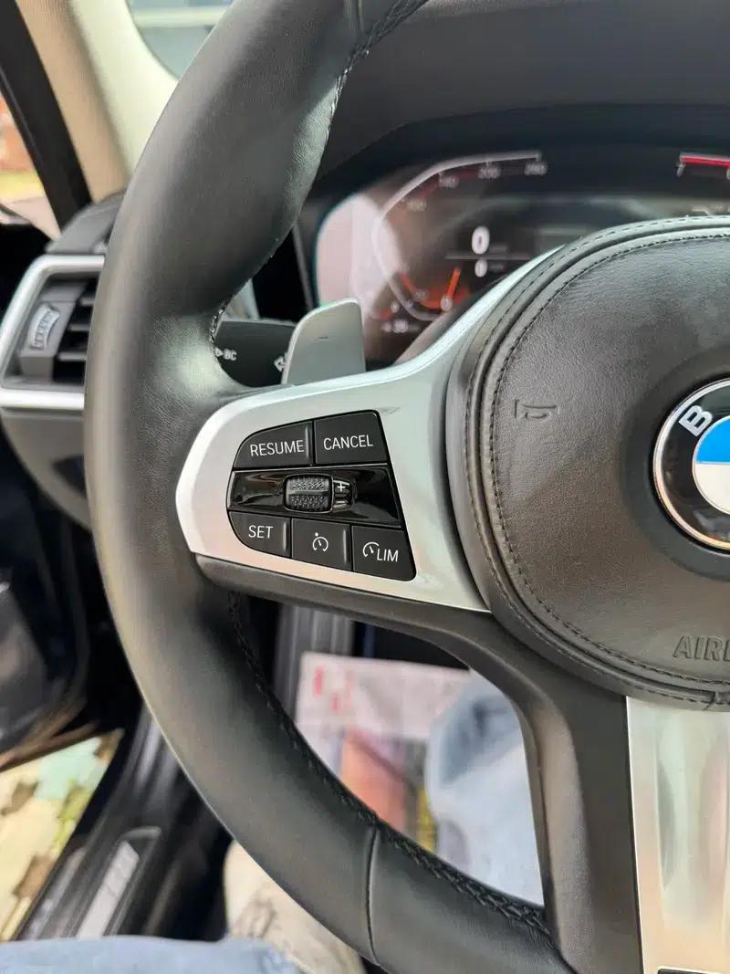 2021 BMW 3 Series 325Li M Sport Shadow Edition — миниатюра 11