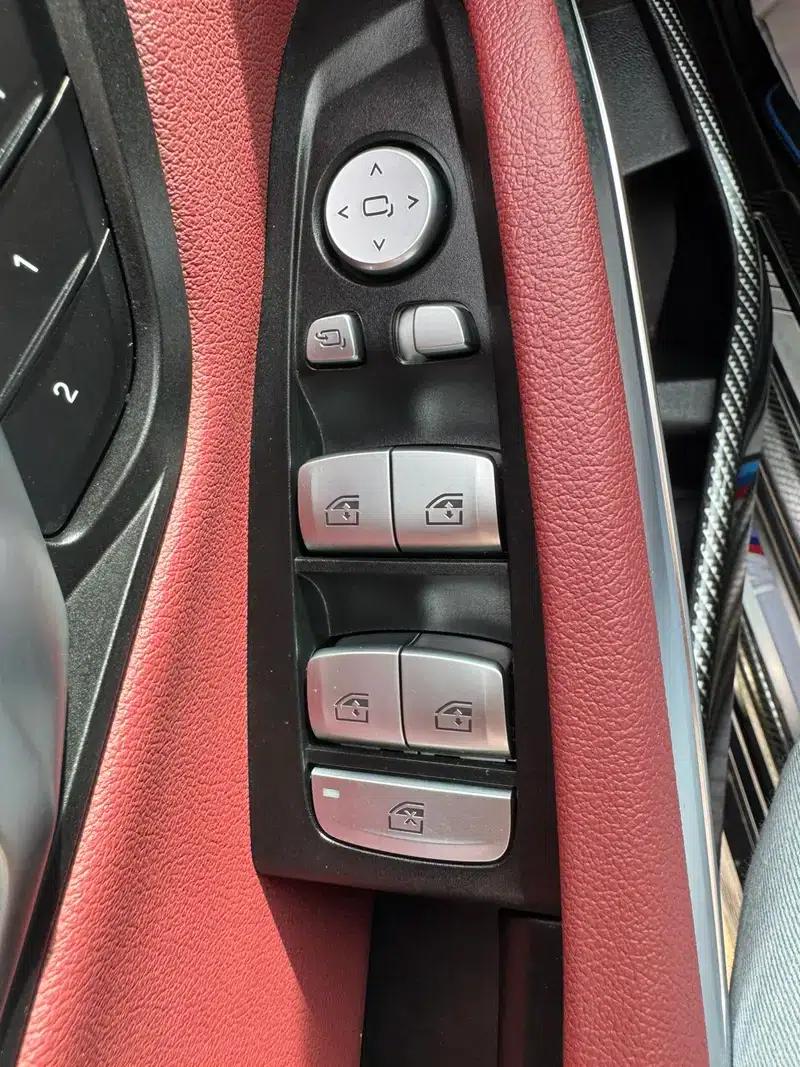 2021 BMW 3 Series 325Li M Sport Shadow Edition — миниатюра 22