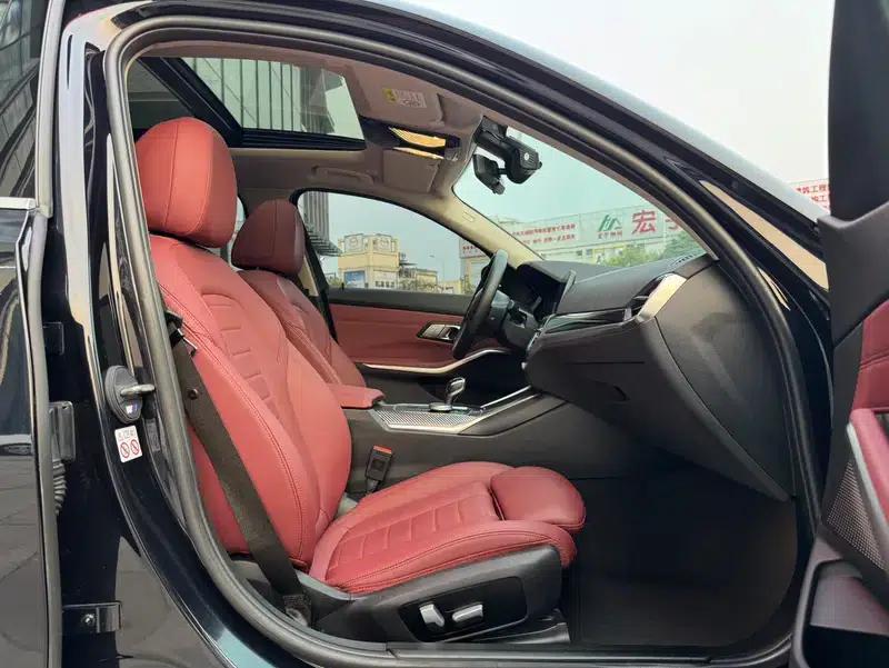 2021 BMW 3 Series 320Li M Sport Package — миниатюра 14