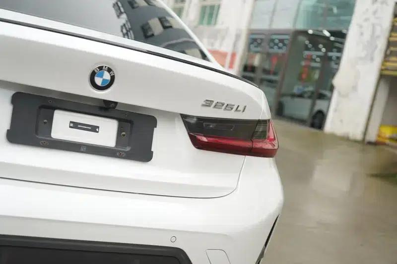 2023 BMW 3 Series 325Li M Sport Shadow Edition — миниатюра 11