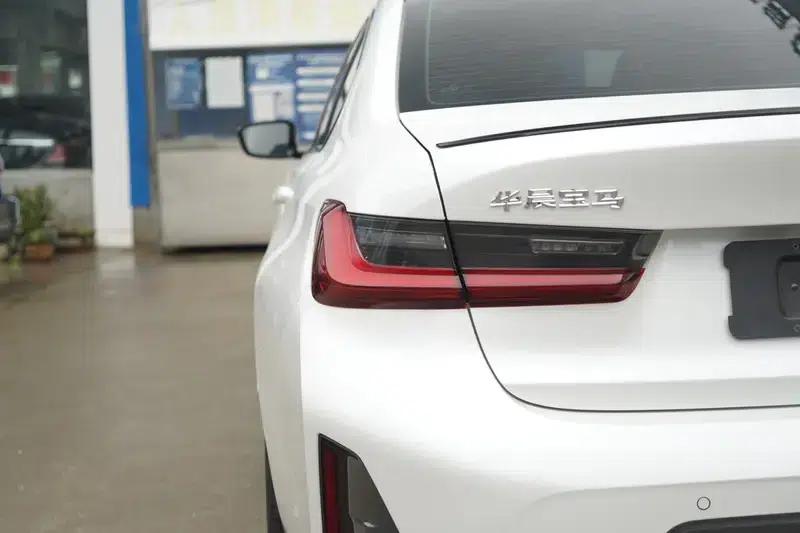 2023 BMW 3 Series 325Li M Sport Shadow Edition — миниатюра 8