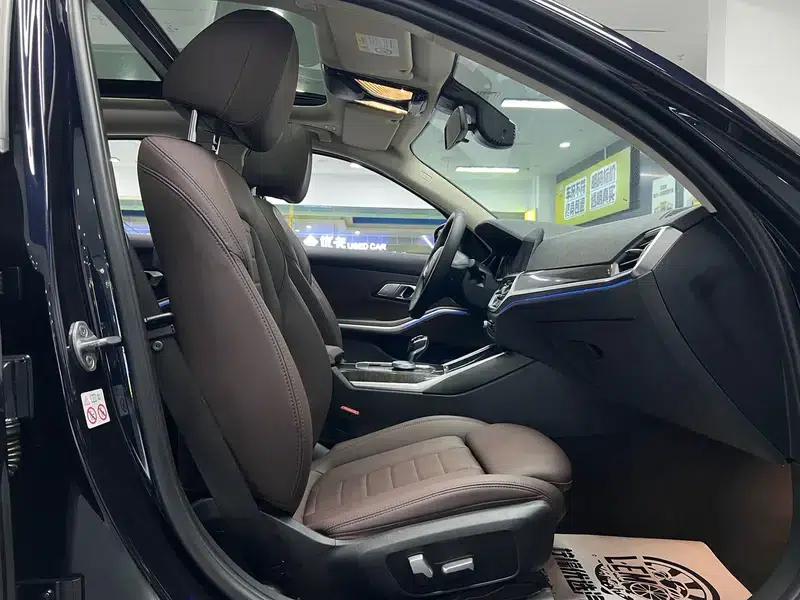 2020 BMW 3 Series 325Li M Sport Package — миниатюра 40