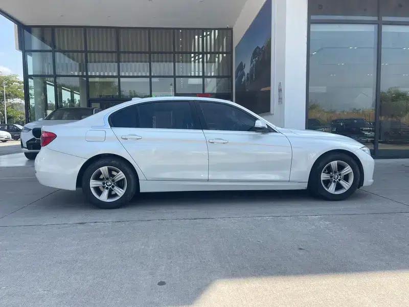 2016 BMW 3 Series 316Li Fashion Edition — миниатюра 3