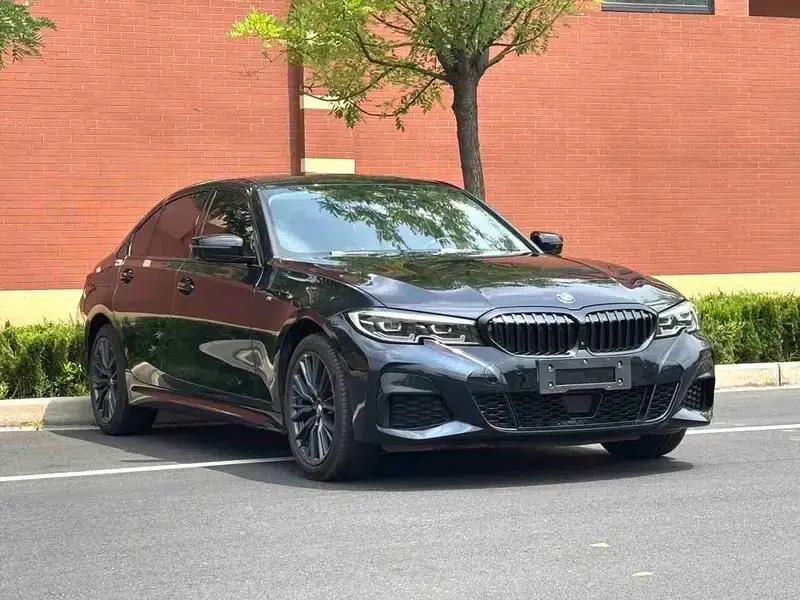 2022 BMW 3 Series Facelift 330Li xDrive M Sport Shadow Edition — миниатюра 3