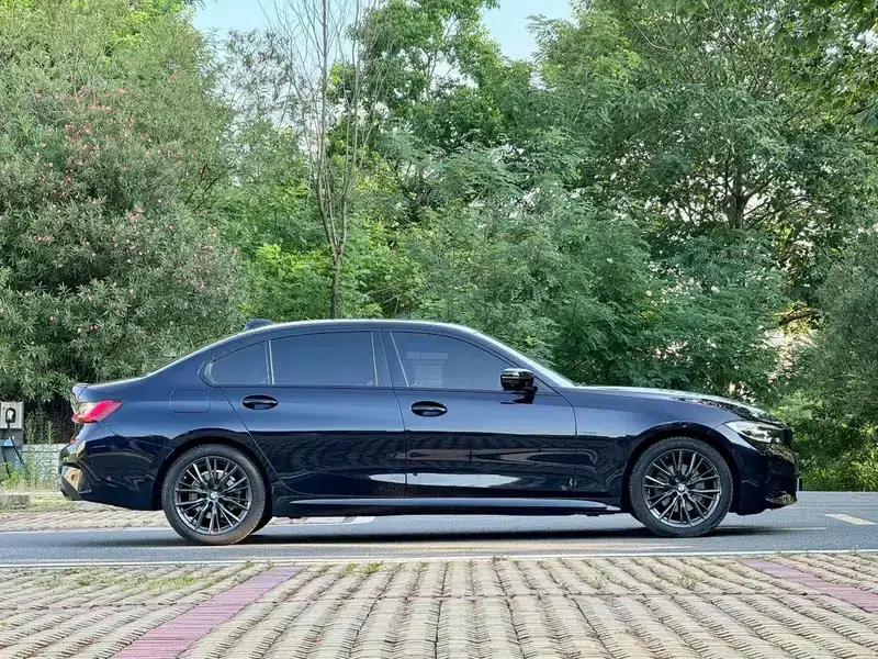2022 BMW 3 Series 325Li M Sport Shadow Edition — миниатюра 6