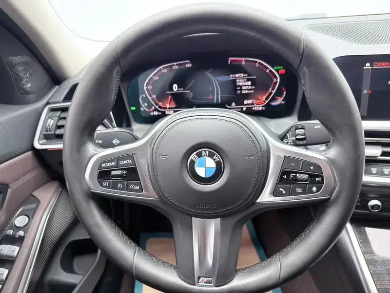 2020 BMW 3 Series 325Li xDrive M Sport Package — миниатюра 15