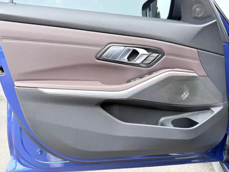 2020 BMW 3 Series 325Li xDrive M Sport Package — миниатюра 10