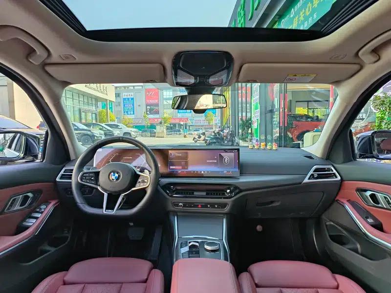 2025 BMW 3 Series 325Li M Sport Package — миниатюра 11