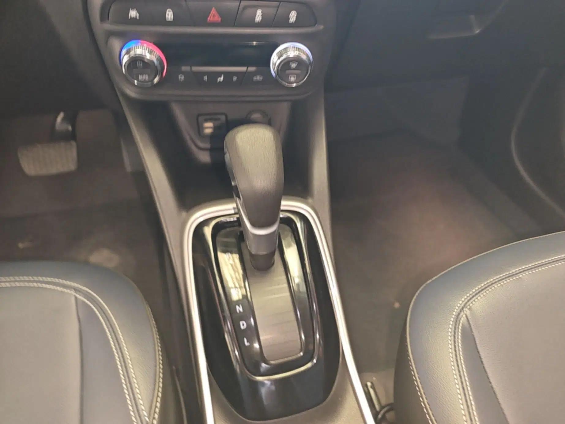 Chevrolet Trax 2019 Redline 335T CVT Luxury Edition China VI Standard — миниатюра 16
