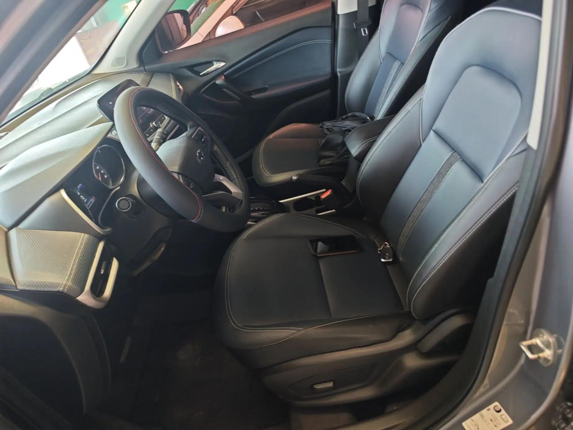 Chevrolet Trax 2019 Redline 335T CVT Luxury Edition China VI Standard — миниатюра 17