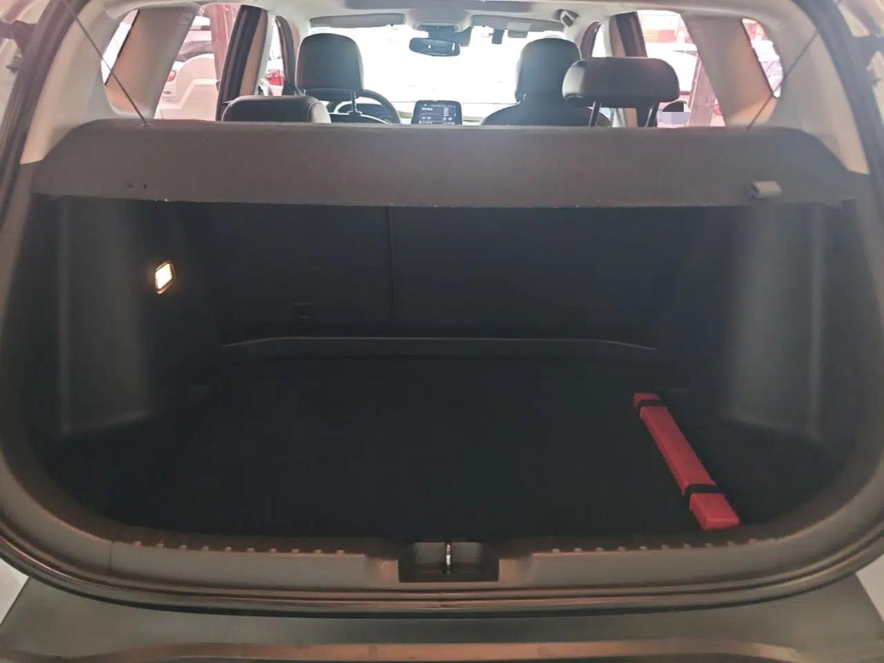 Chevrolet Trax 2019 Redline 335T CVT Luxury Edition China VI Standard — миниатюра 22