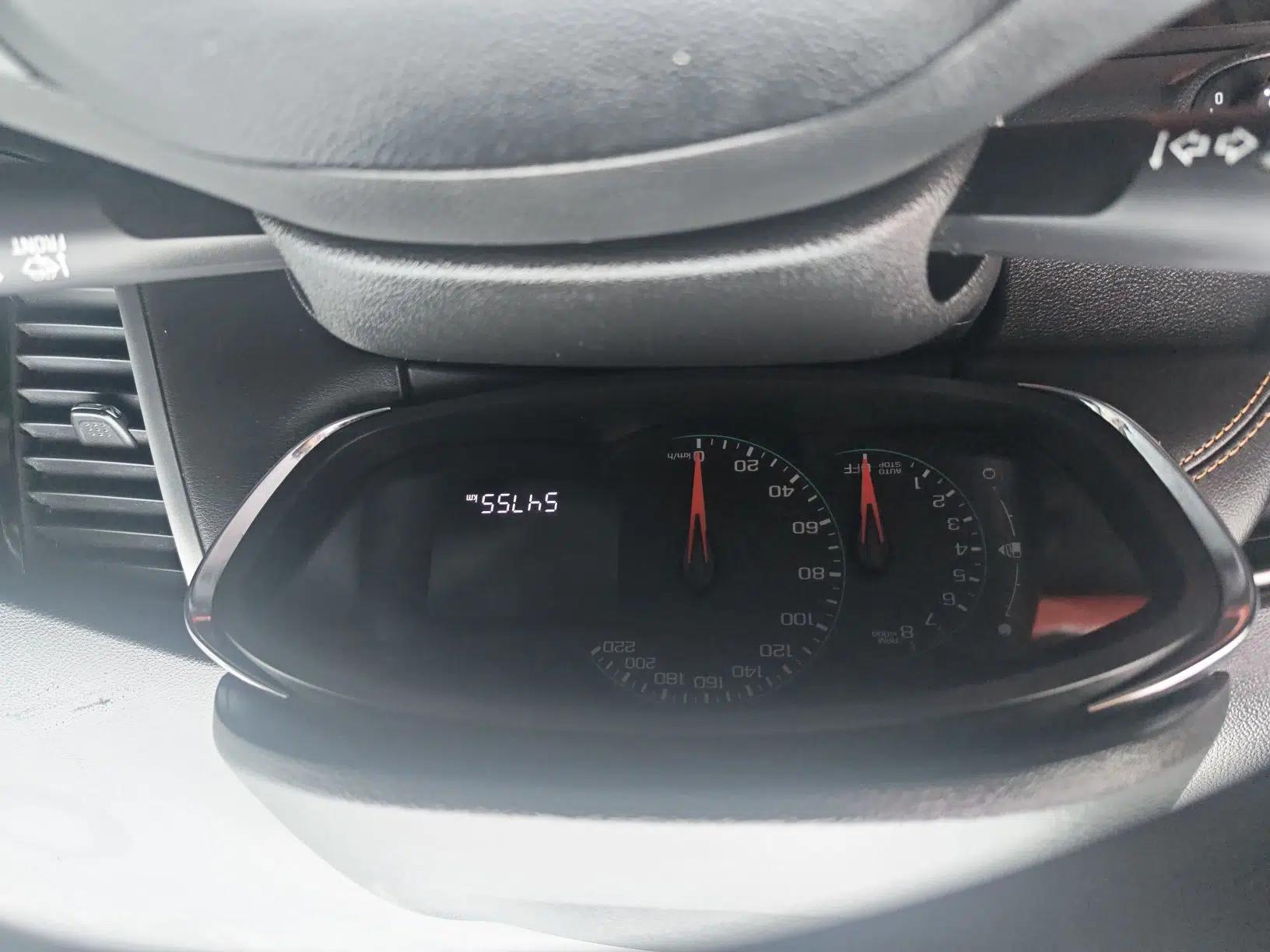Chevrolet Trax 2018 330T Automatic Two-Wheel Drive Elite Model — миниатюра 11