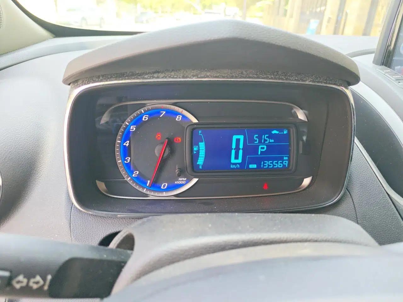 Chevrolet Trax 2016 1.4T Automatic Two-Wheel Drive Comfort Version with Sunroof — миниатюра 11