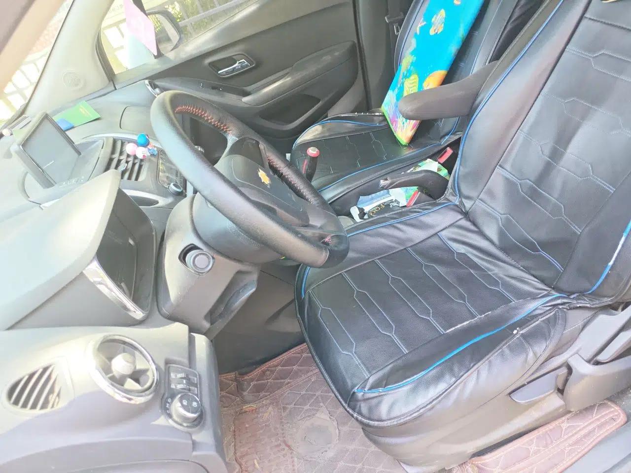 Chevrolet Trax 2016 1.4T Automatic Two-Wheel Drive Comfort Version with Sunroof — миниатюра 15