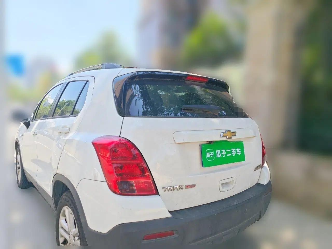 Chevrolet Trax 2016 1.4T Automatic Two-Wheel Drive Comfort Version with Sunroof — миниатюра 4
