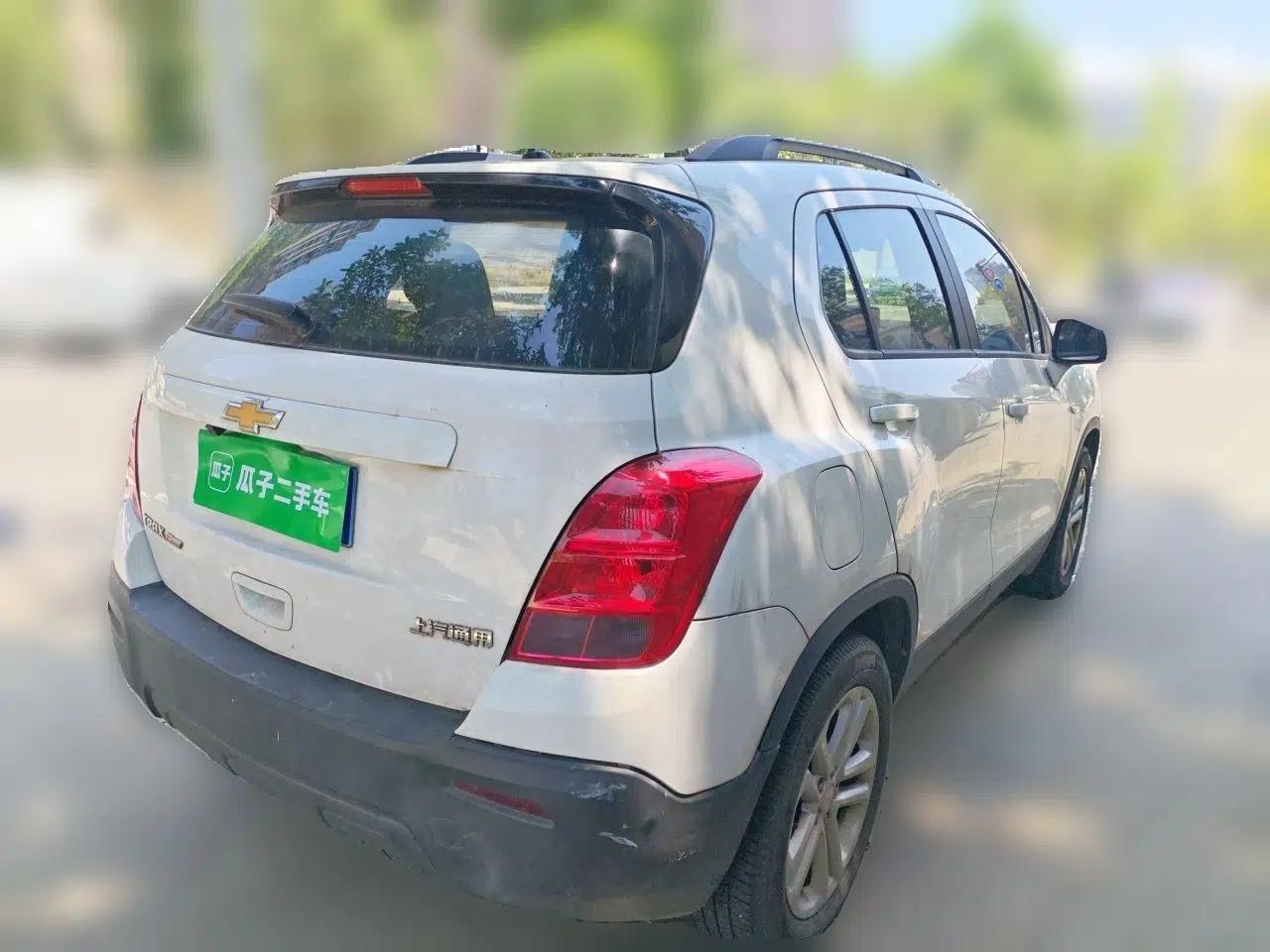 Chevrolet Trax 2016 1.4T Automatic Two-Wheel Drive Comfort Version with Sunroof — миниатюра 6