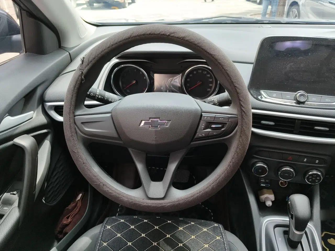 Chevrolet Trax 2019 Redline 335T CVT Trendy Version China VI Standard — миниатюра 10