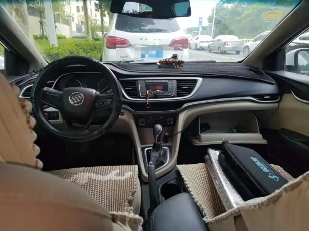 Buick Excelle 2017 15N Automatic Entry-Level Model — миниатюра 5