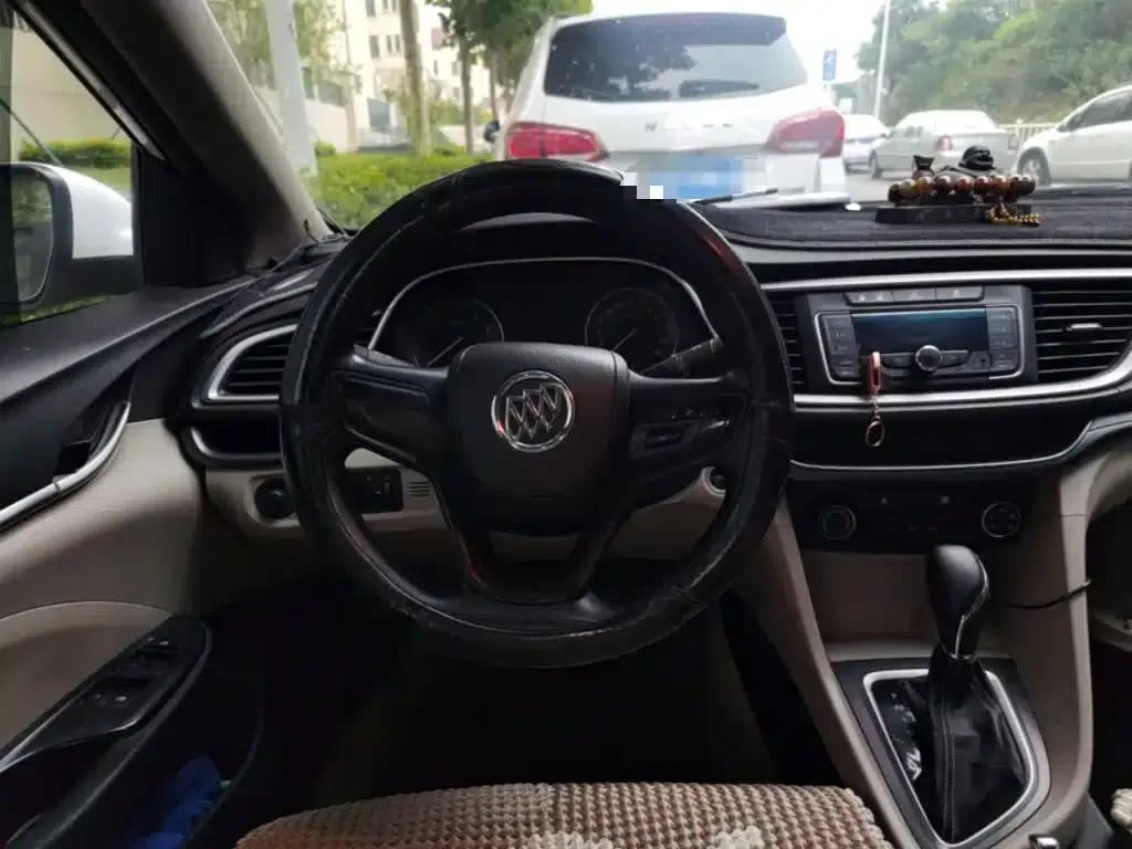 Buick Excelle 2017 15N Automatic Entry-Level Model — миниатюра 6