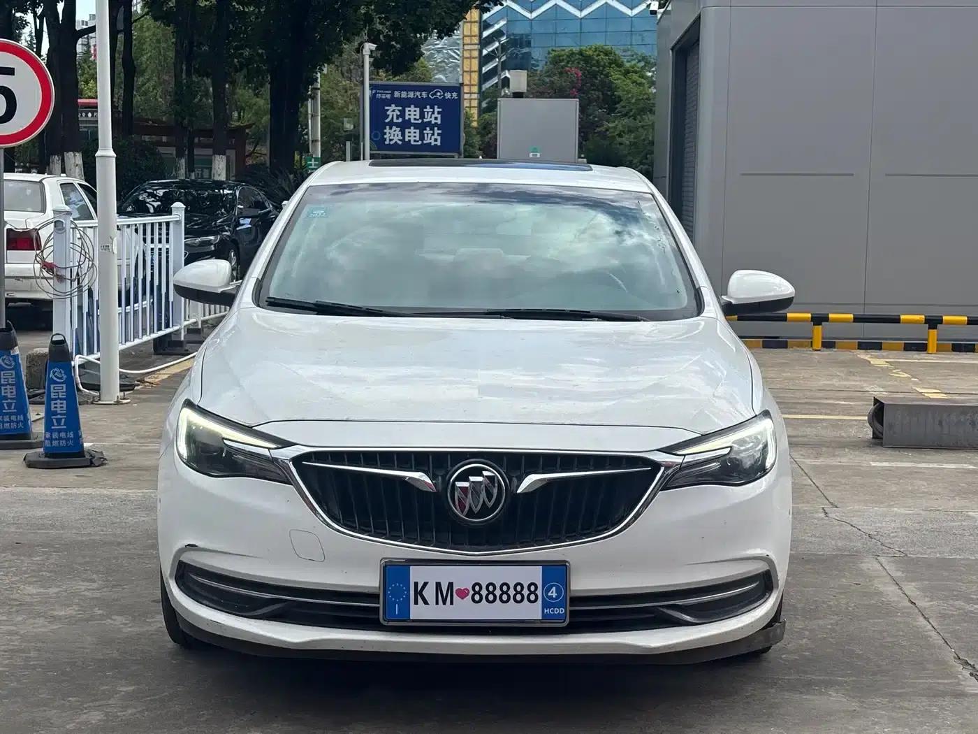 Buick Excelle 2019 18T Automatic Connected Flagship Model (China VI Emission Standard) — миниатюра 2