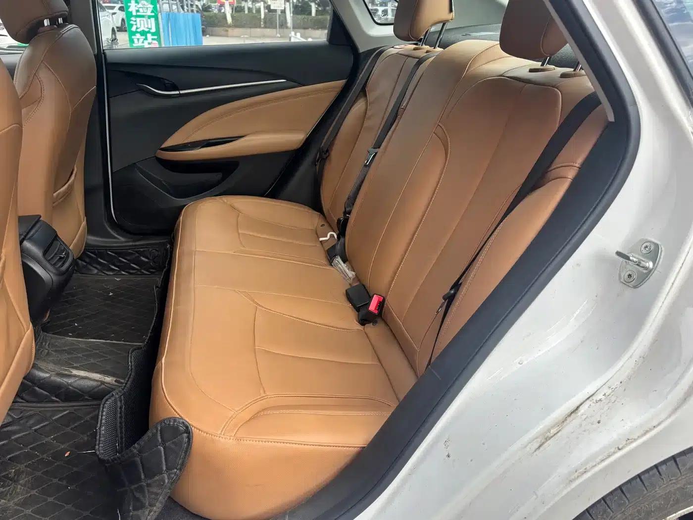 Buick Excelle 2019 18T Automatic Connected Flagship Model (China VI Emission Standard) — миниатюра 12