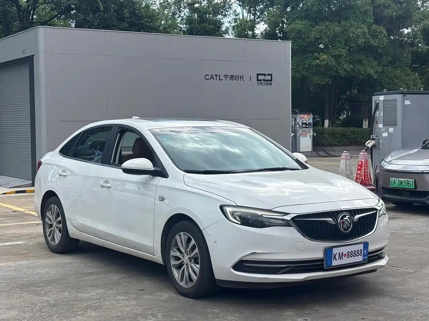 Buick Excelle 2019 18T Automatic Connected Flagship Model (China VI Emission Standard) — миниатюра 3