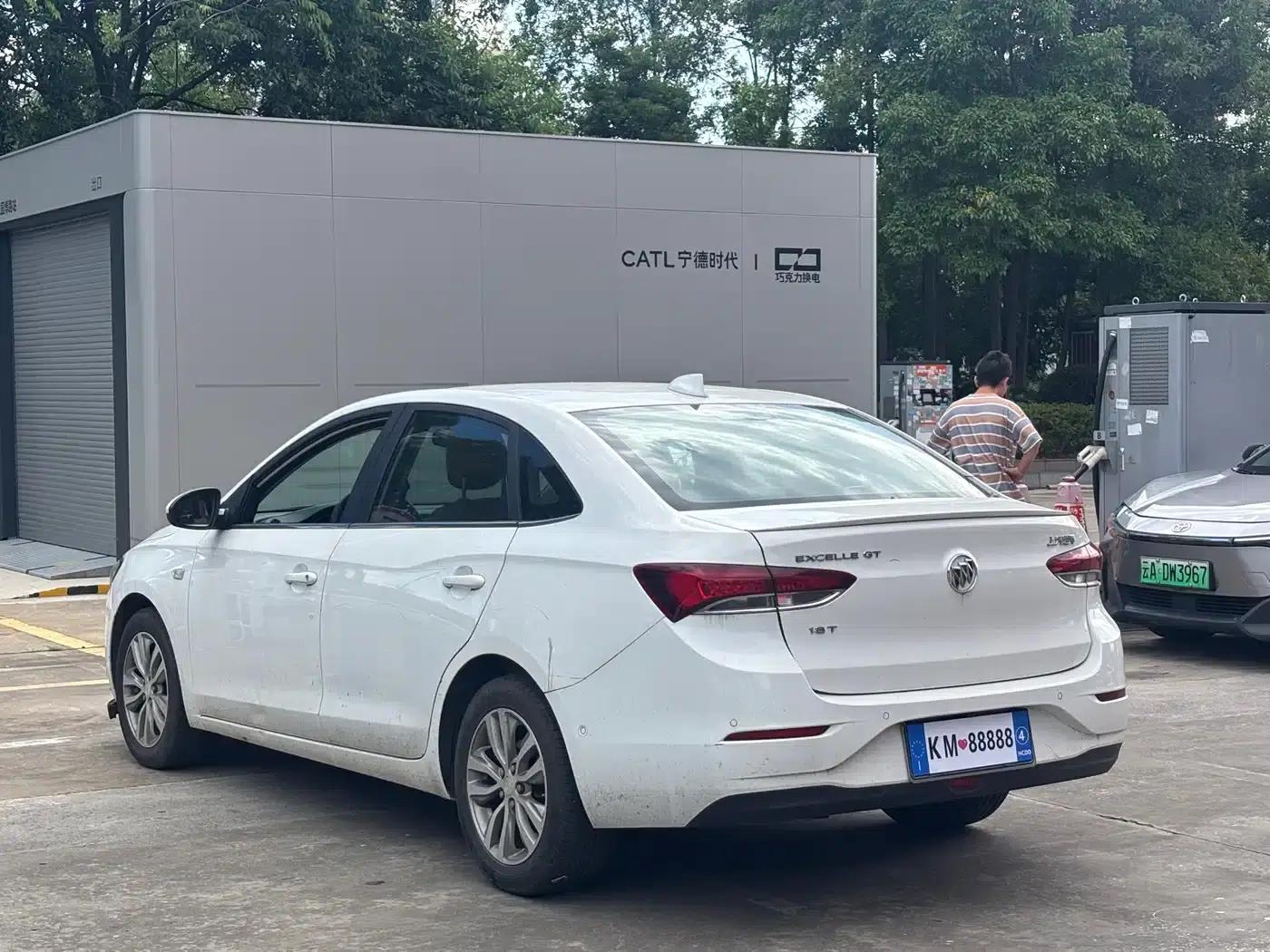 Buick Excelle 2019 18T Automatic Connected Flagship Model (China VI Emission Standard) — миниатюра 8
