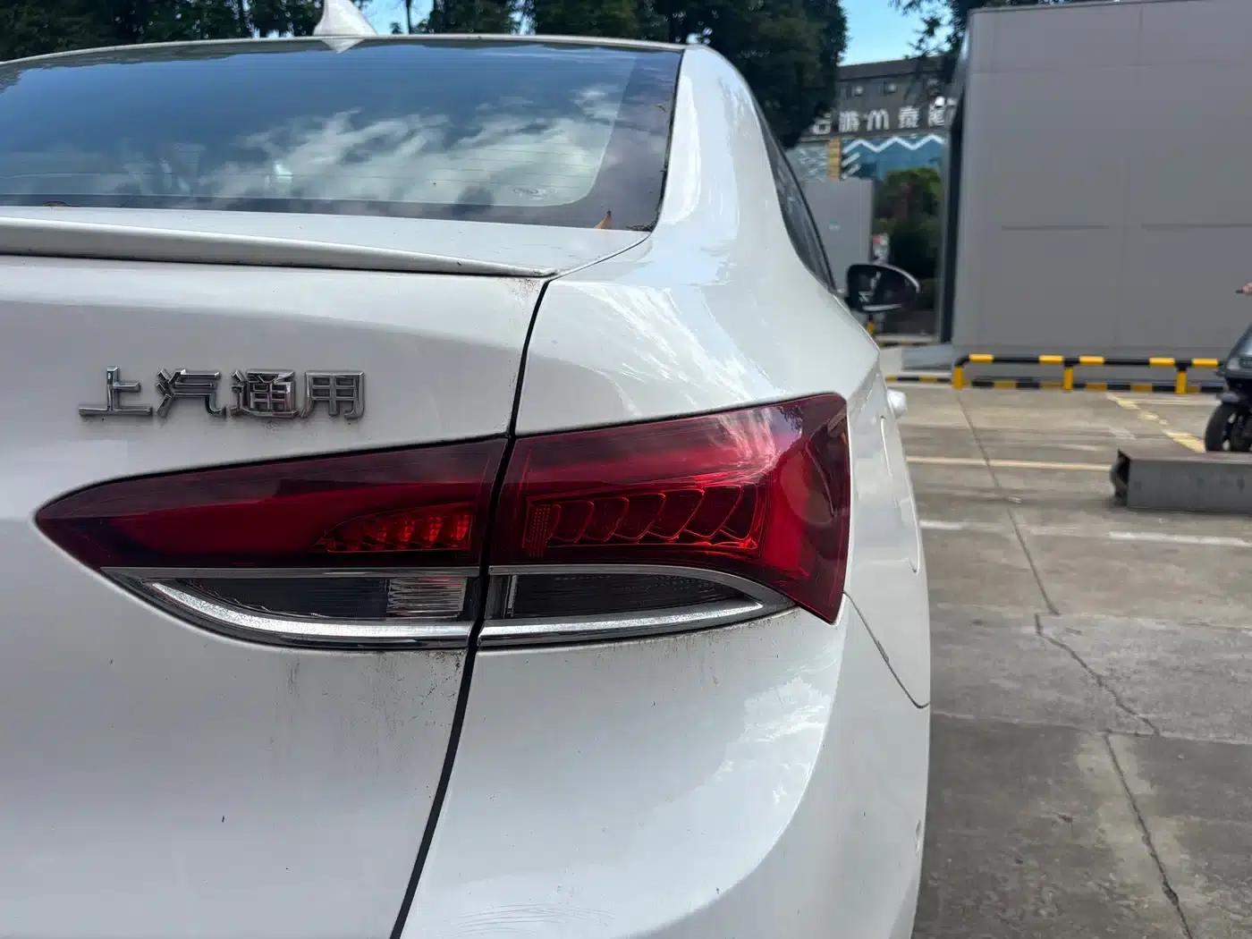Buick Excelle 2019 18T Automatic Connected Flagship Model (China VI Emission Standard) — миниатюра 9