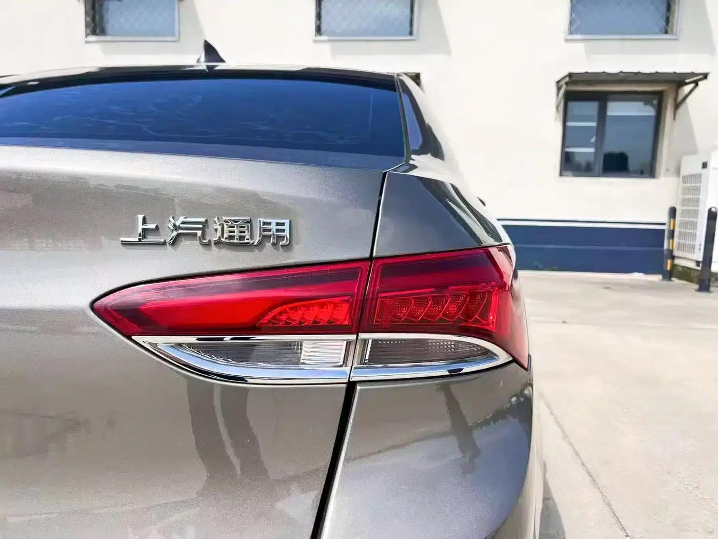 Buick Excelle 2019 18T Automatic Connected Elite (China VI Emission Standard) — миниатюра 19