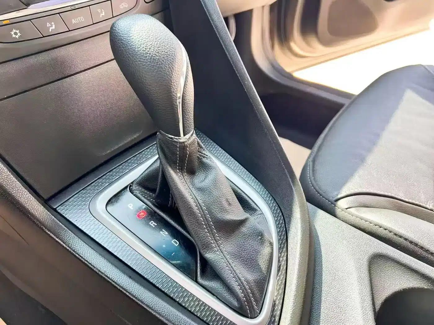 Buick Excelle 2019 18T Automatic Connected Elite (China VI Emission Standard) — миниатюра 10
