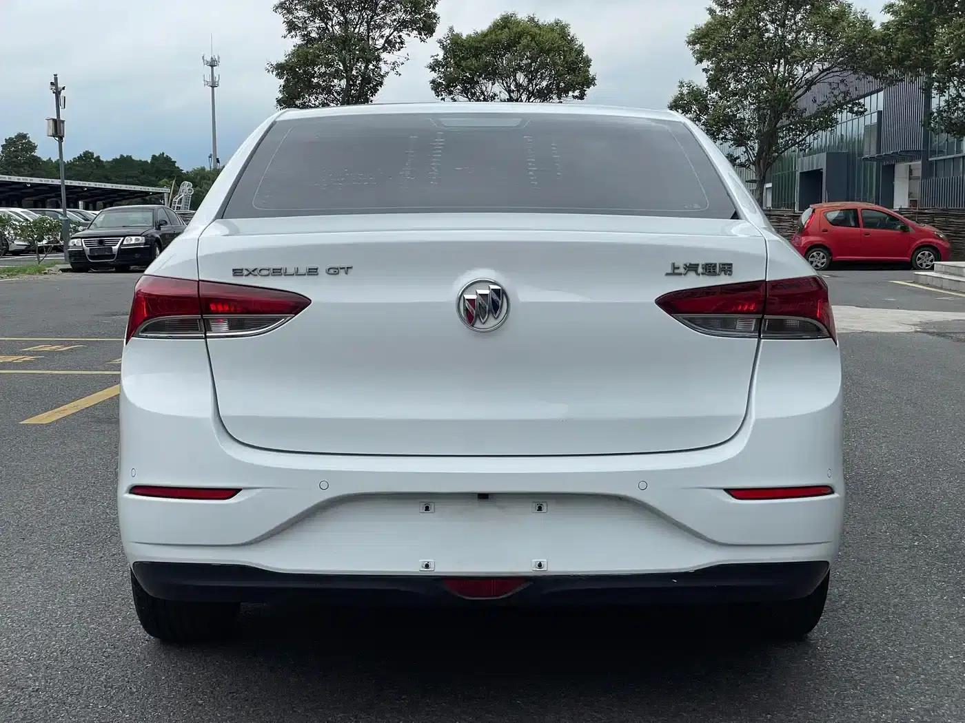 Buick Excelle 2021 Facelift Classic 1.5L Automatic Elite — миниатюра 16