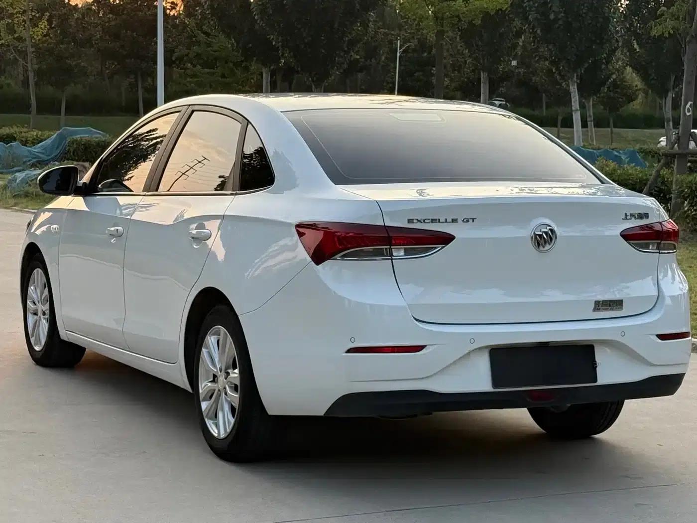 Buick Excelle 2021 Facelift Classic 1.5L Automatic Elite — миниатюра 13