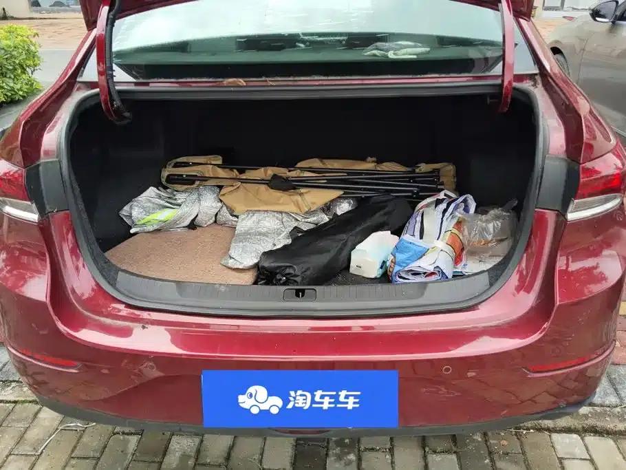 Buick Excelle 2021 Facelift Classic 1.5L Automatic Elite — миниатюра 4