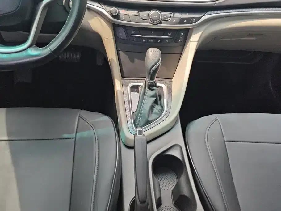 Buick Excelle 2019 15T Dual-Clutch Connected Elite (National V Emission Standard) — миниатюра 16