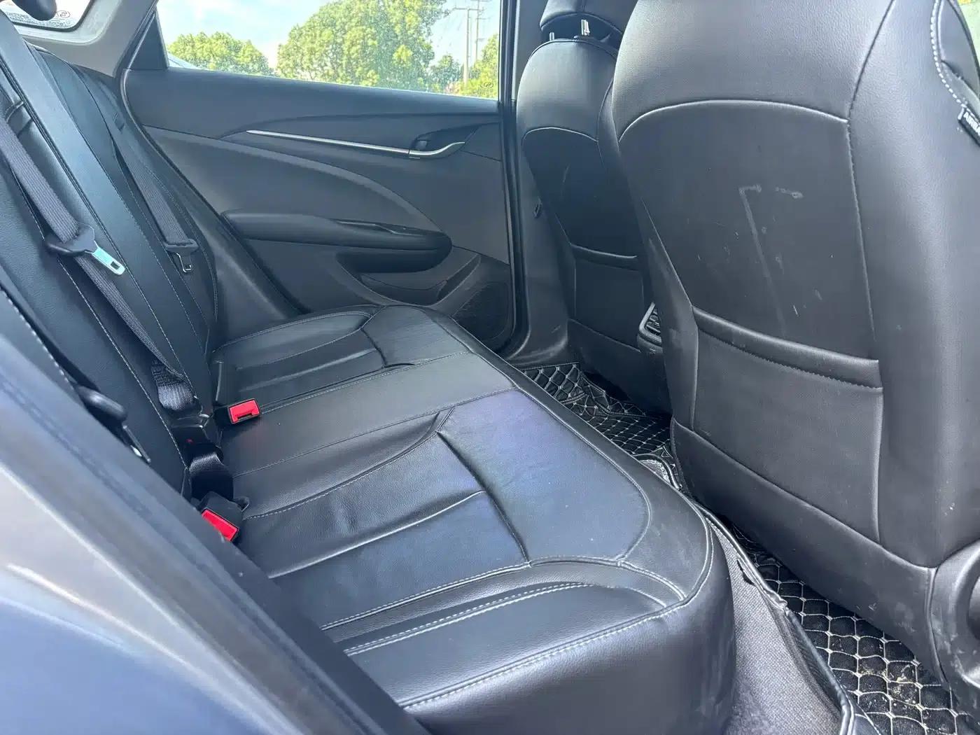 Buick Excelle 2019 18T Automatic Connected Elite (China VI Emission Standard) — миниатюра 8