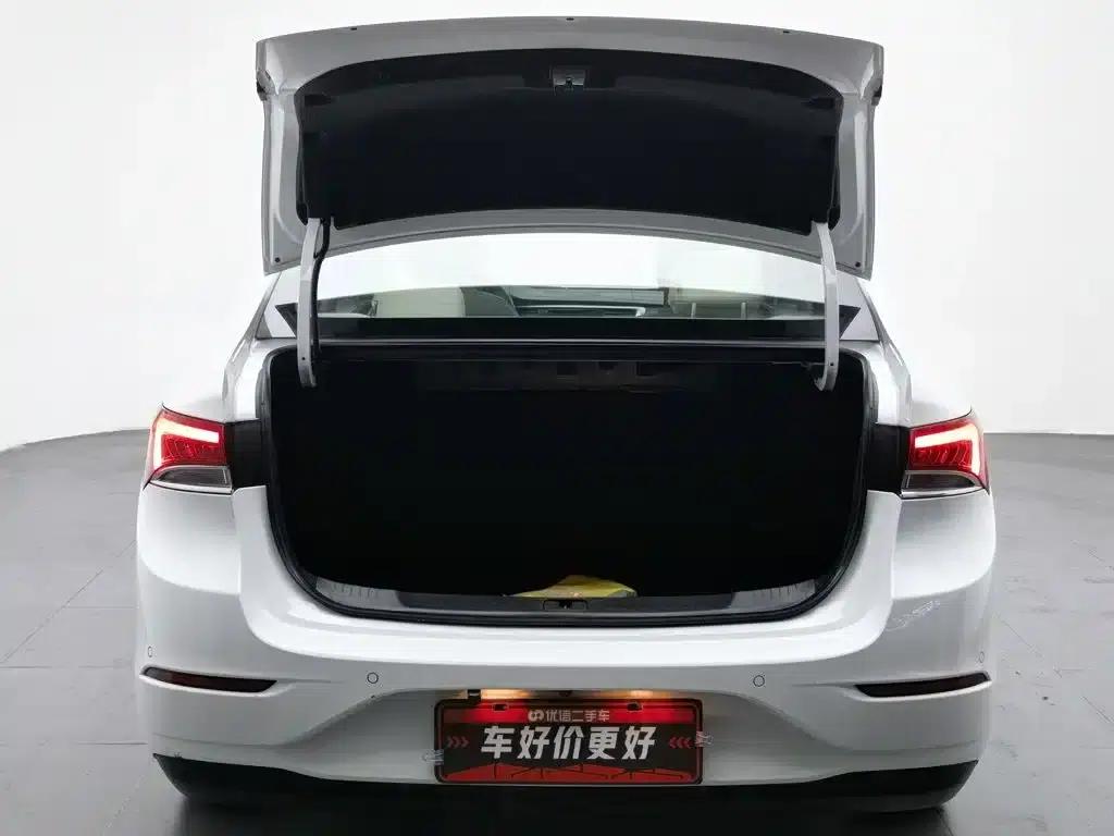 Buick Excelle 2019 15T Dual-Clutch Connected Elite Model (China VI Emission Standard) — миниатюра 16