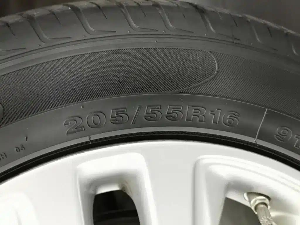 Buick Excelle 2019 15T Dual-Clutch Connected Elite Model (China VI Emission Standard) — миниатюра 24