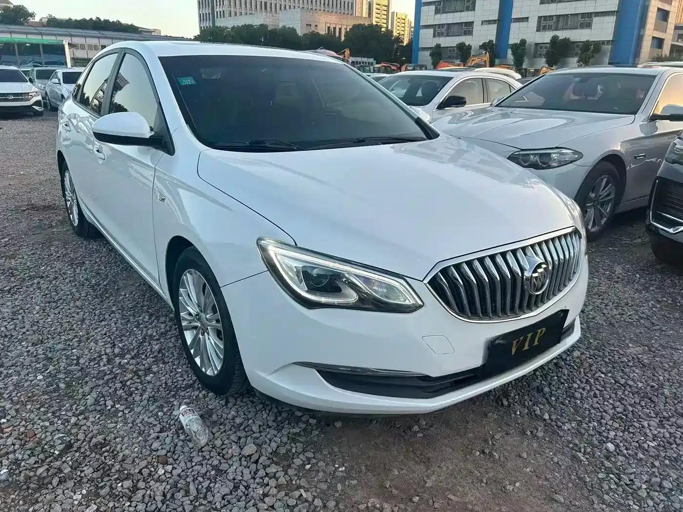 Buick Excelle 2016 15N Automatic Elite — миниатюра 3