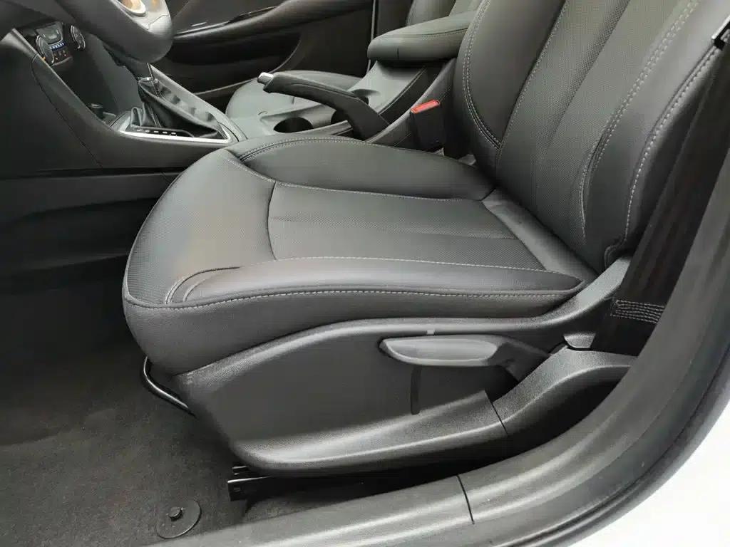 Buick Excelle 2021 Facelift Classic 1.5L Automatic Elite — миниатюра 20