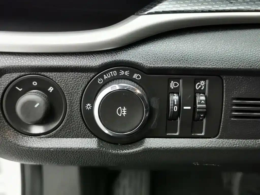 Buick Excelle 2021 Facelift Classic 1.5L Automatic Elite — миниатюра 21