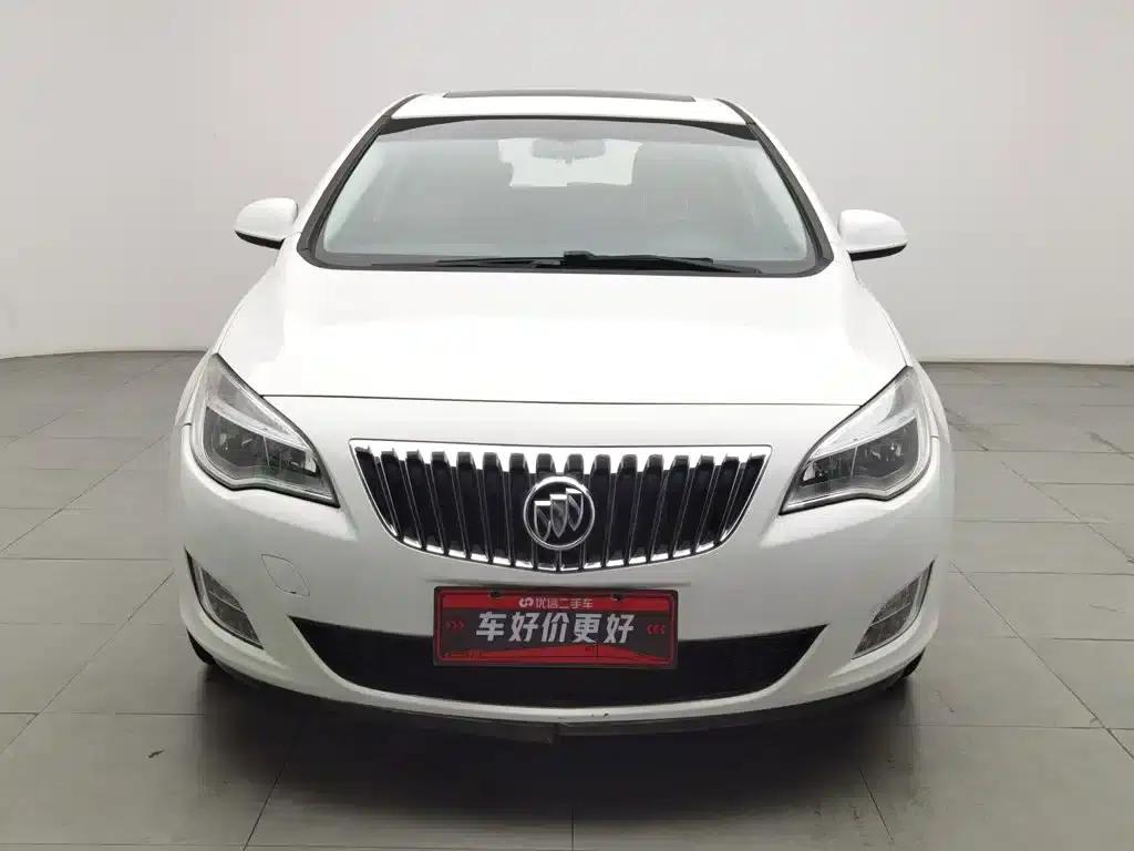 Buick Excelle 2013 XT 1.6L Automatic Fashion Edition — миниатюра 3