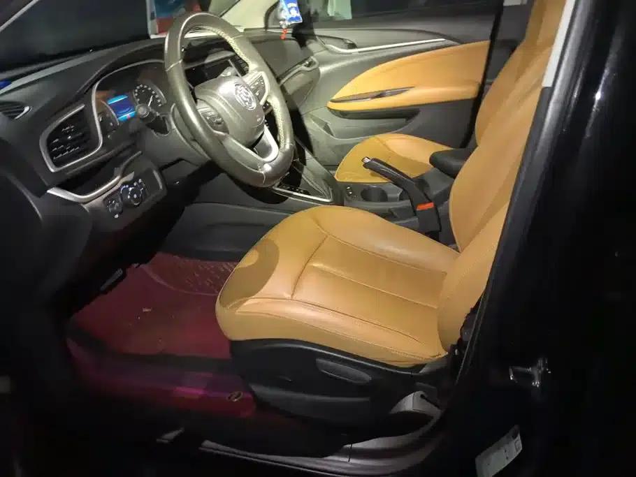 Buick Excelle 2018 18T Automatic Flagship — миниатюра 9