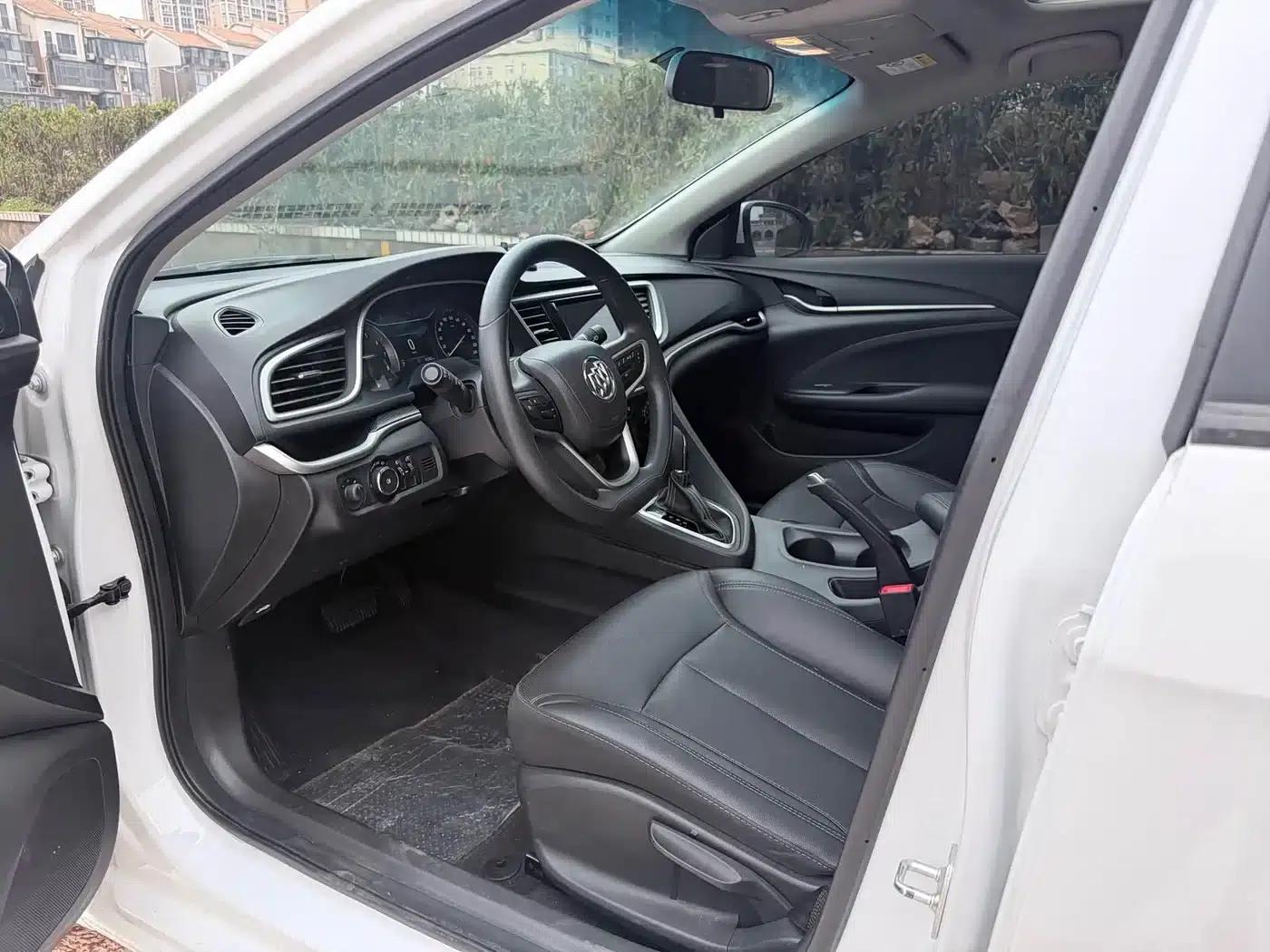 Buick Excelle 2021 1.3T Automatic Mild Hybrid Entry-level Model — миниатюра 4