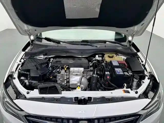 Buick Excelle 2021 Facelift 1.3T Automatic Mild Hybrid Elite — миниатюра 11