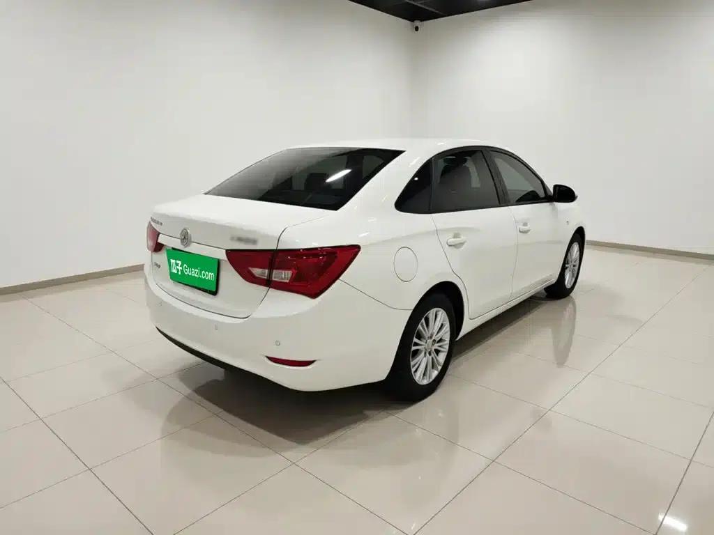Buick Excelle 2015 15N Automatic Elite — миниатюра 6