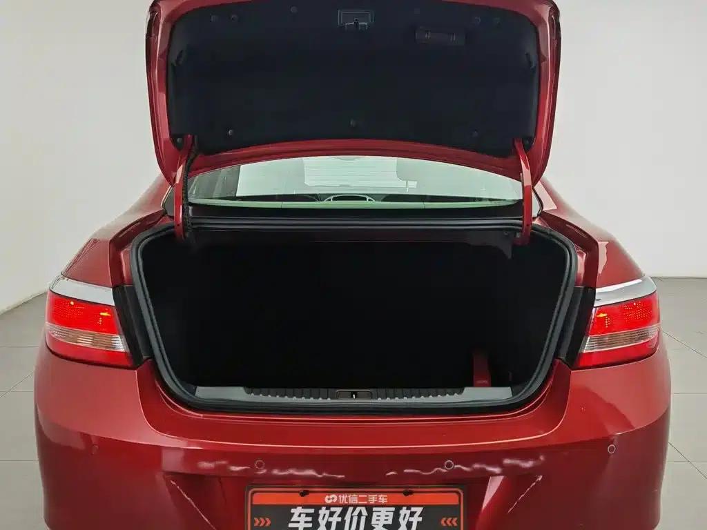 Buick Excelle GT 1.8L Automatic Fashion Edition 2013 — миниатюра 16