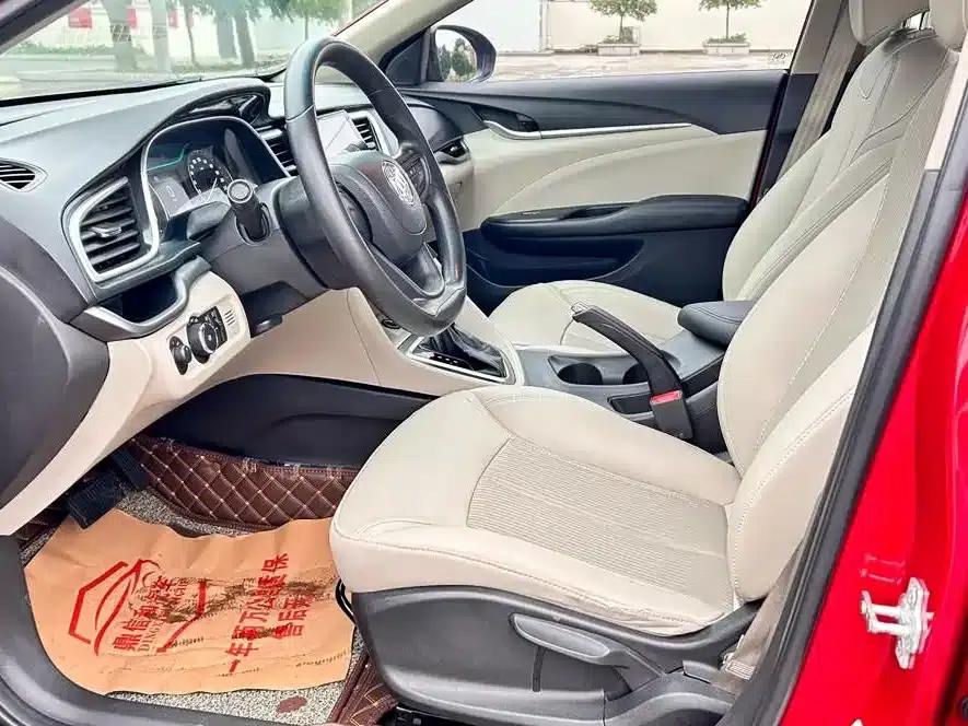 Buick Excelle 2017 15N Automatic Elite — миниатюра 4